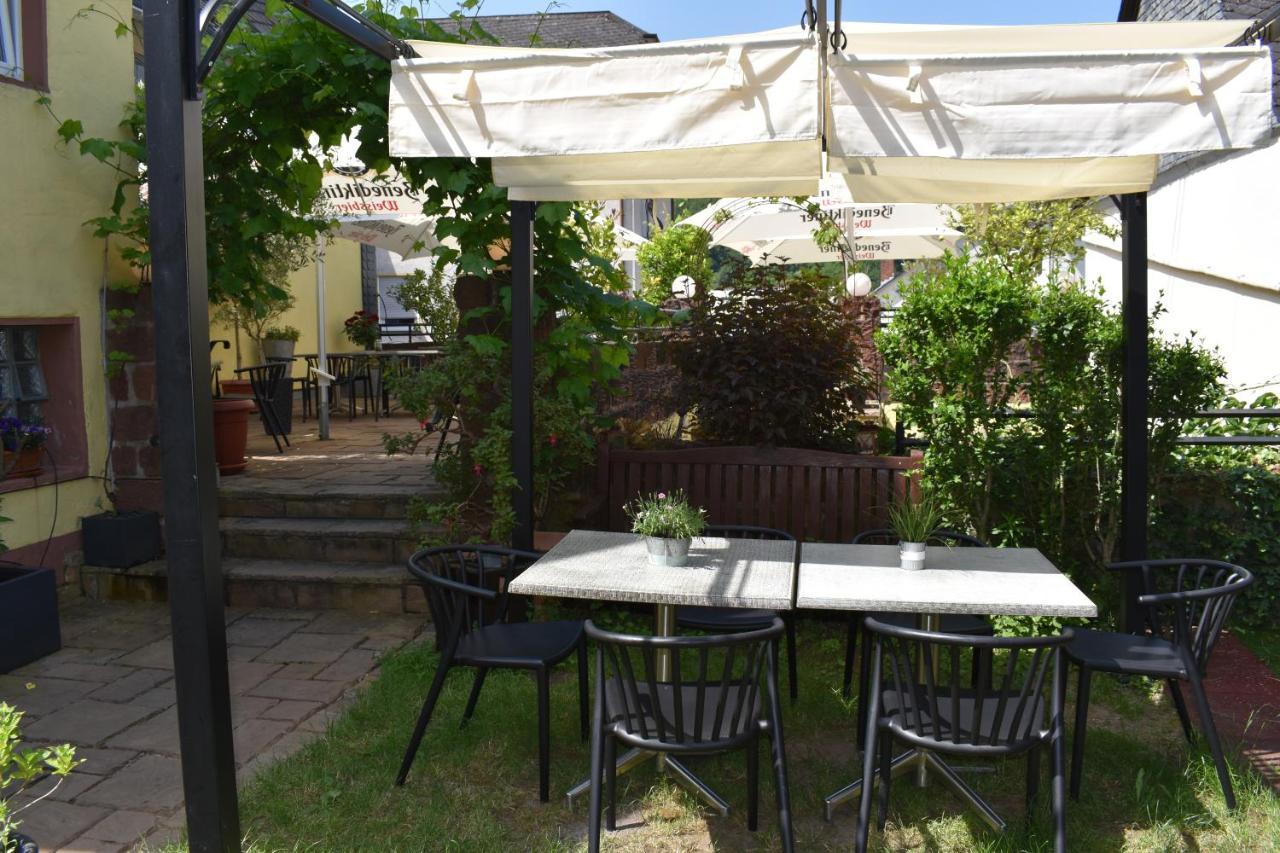Landgasthof Zur Sonne 恩克里克 外观 照片