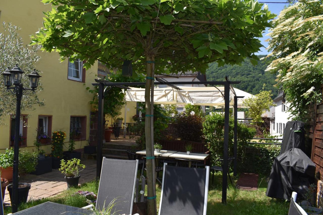 Landgasthof Zur Sonne 恩克里克 外观 照片