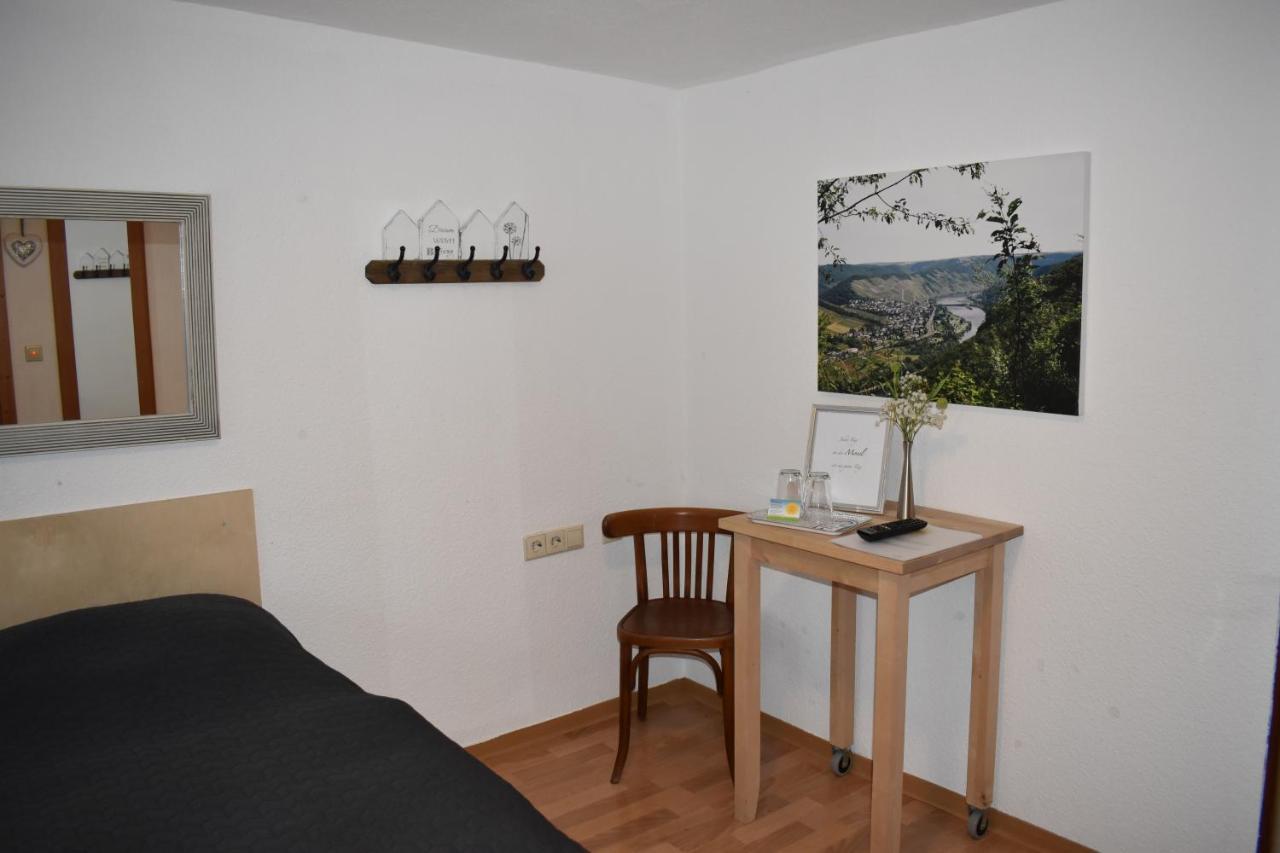 Landgasthof Zur Sonne 恩克里克 外观 照片